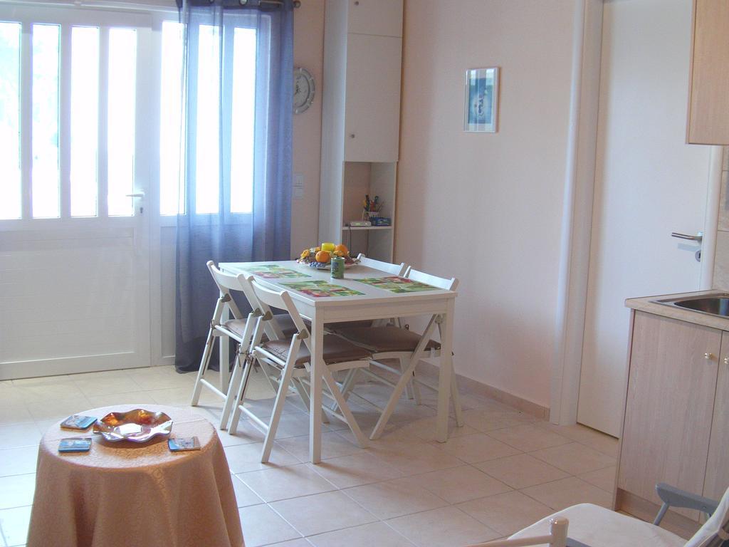 Petrochori  Helen'S Cottage מראה חיצוני תמונה